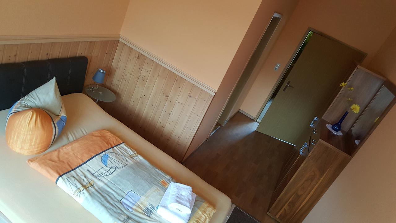 Hotel Und Gasthof "Sonneneck" Schalkau Eksteriør bilde