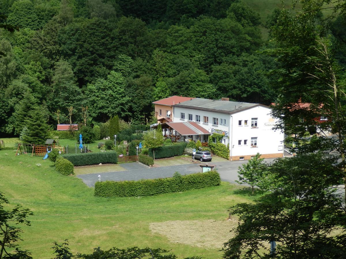 Hotel Und Gasthof "Sonneneck" Schalkau Eksteriør bilde